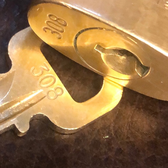 Louis Vuitton LV Gold Padlock Lock & Key 308 - Picture 6 of 13